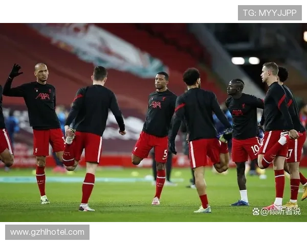 阿贾克斯宣布解雇主帅海廷加及助教凯泽 格里姆暂时接管球队帅位